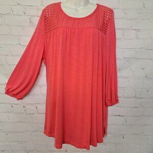 Suzanne Betro NEW Comfy Rayon Eyelet Tunic Top Size Large